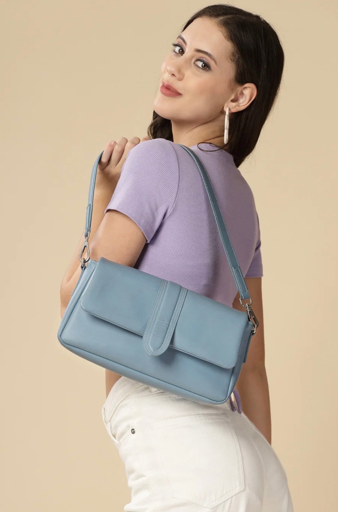  Women Textured Structured Sling Bag
